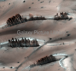 Sand flows on Mars