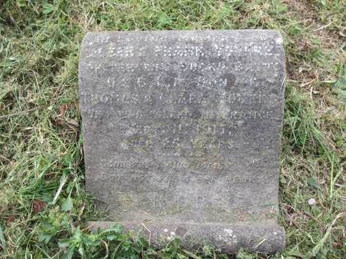 memorial to Gilbert Frank Youers